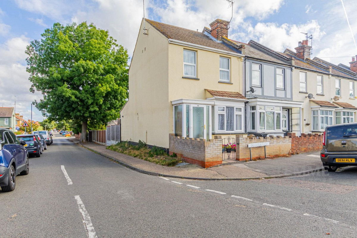 Oxford Crescent, Clacton-On-Sea, CO15