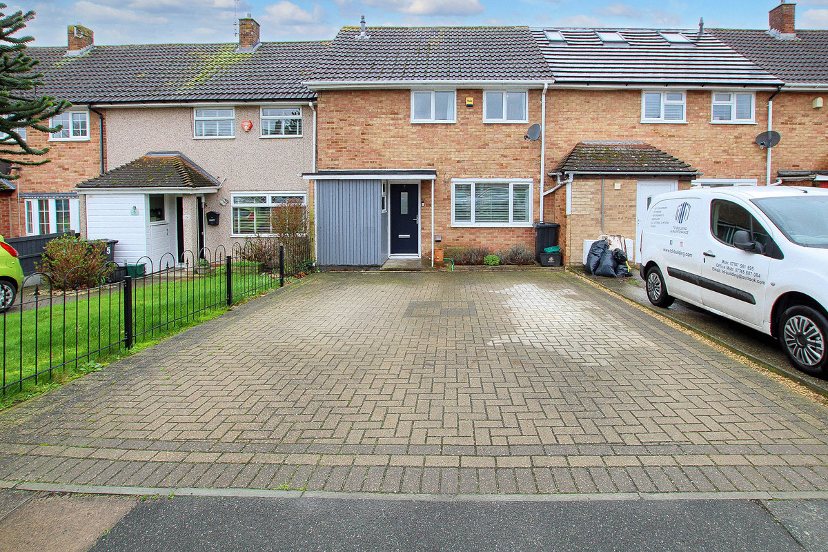 Claydon Crescent, Basildon, SS14