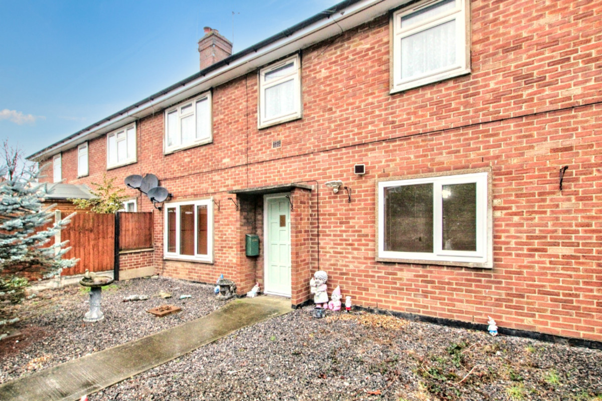 King Edward Road, Basildon, SS15