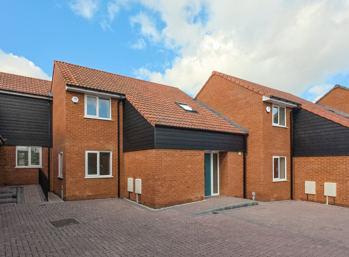Fairview Crescent, Rayleigh, SS6