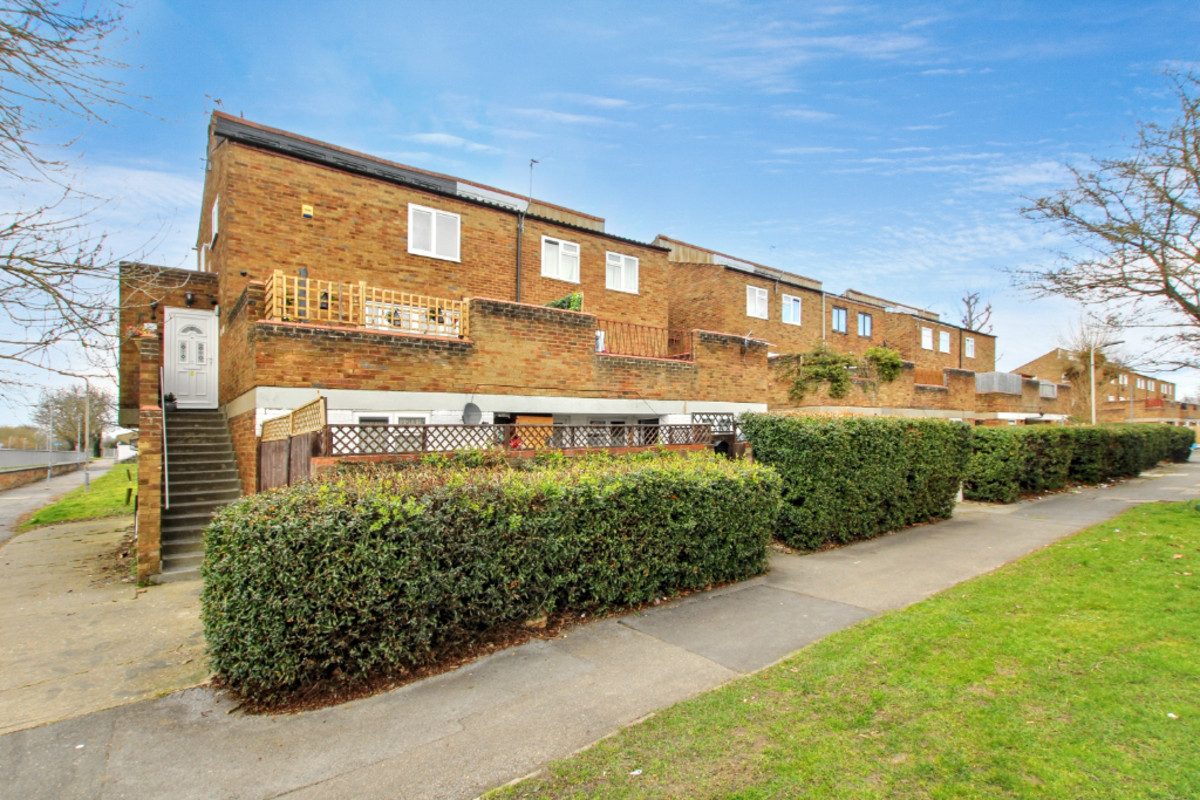 Buckerills, Basildon, SS13