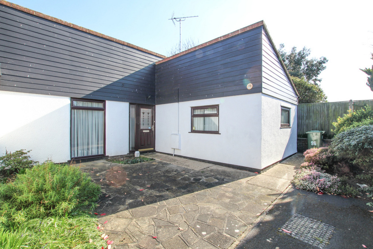 Hill Avenue, Wickford, SS11