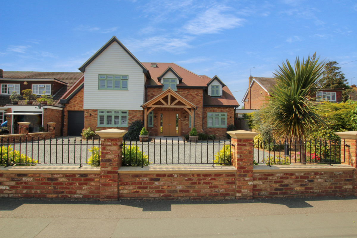 Hullbridge Road, Chelmsford, CM3