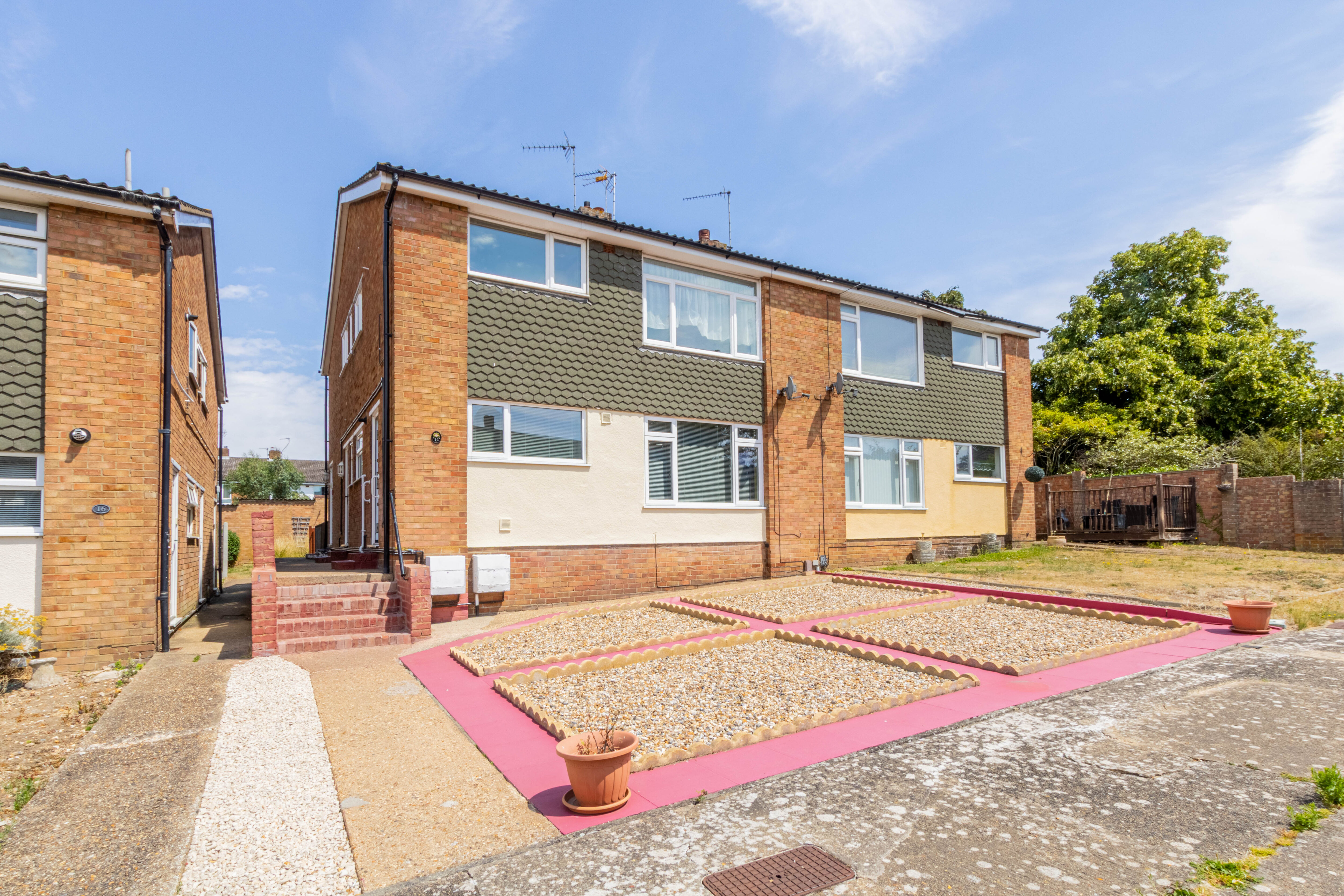 Suffolk Close, Colchester, CO4