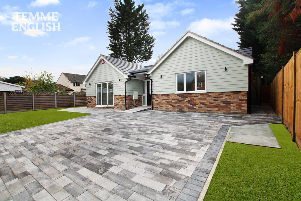 Pound Lane, Laindon, SS15