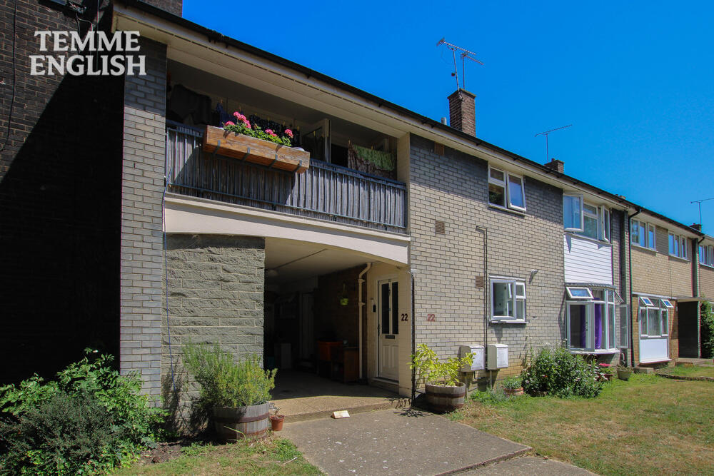 Tinkler Side, Basildon, SS14