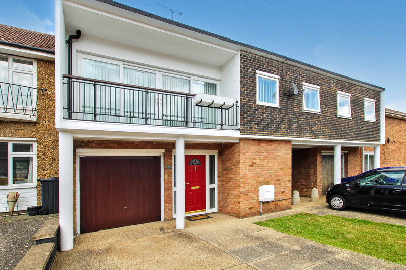 Clickett Hill, Basildon, SS14