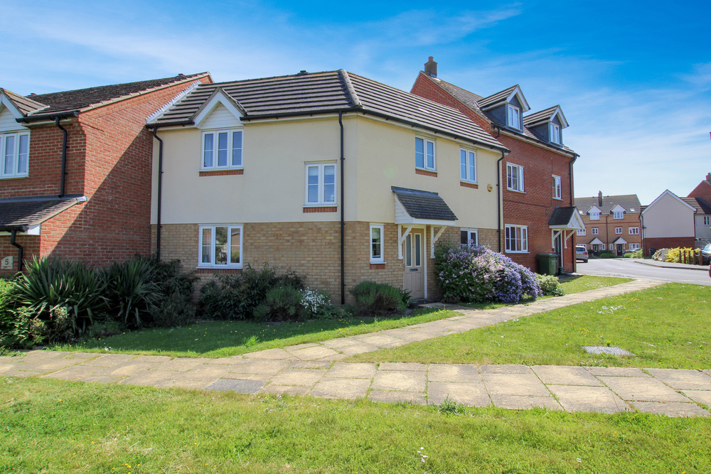 Monarch Close, Wickford, SS11