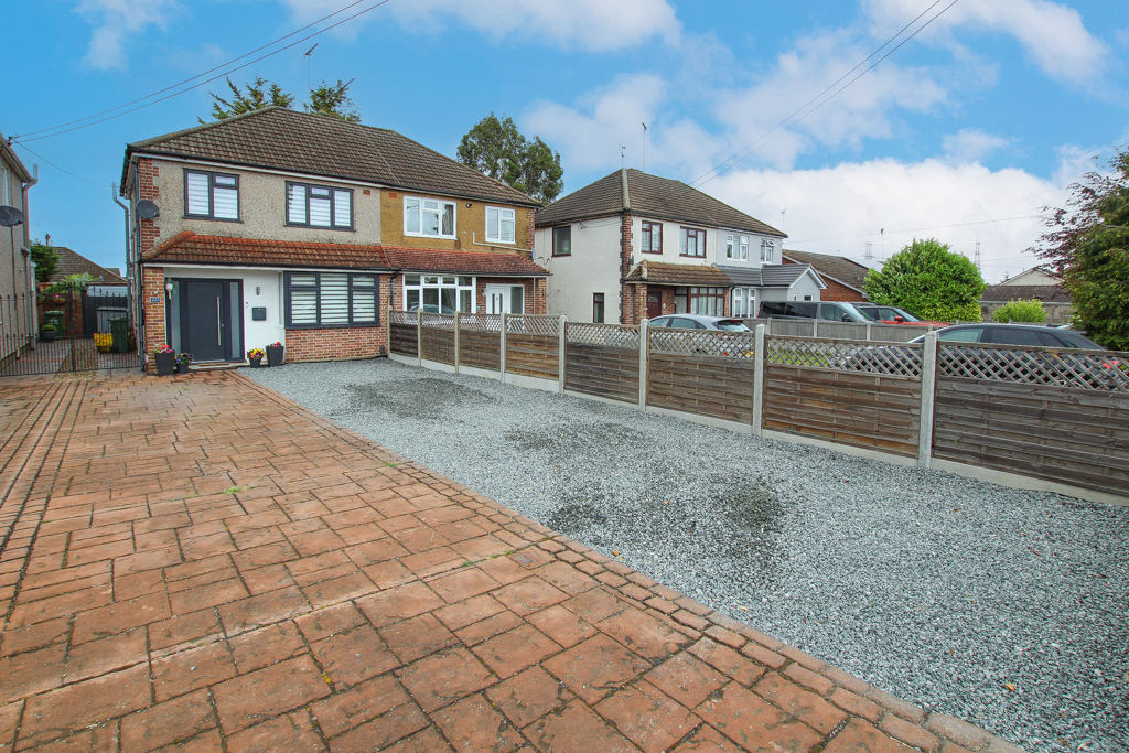 Southend Road, Wickford, SS11