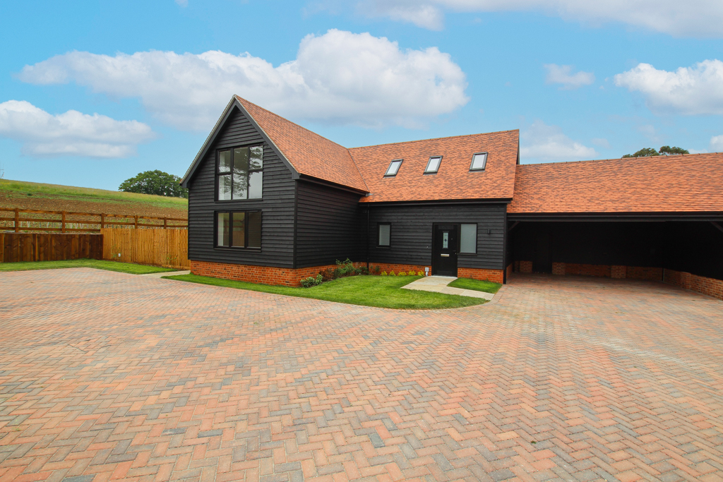 Coxes Farm Road, Billericay, CM11