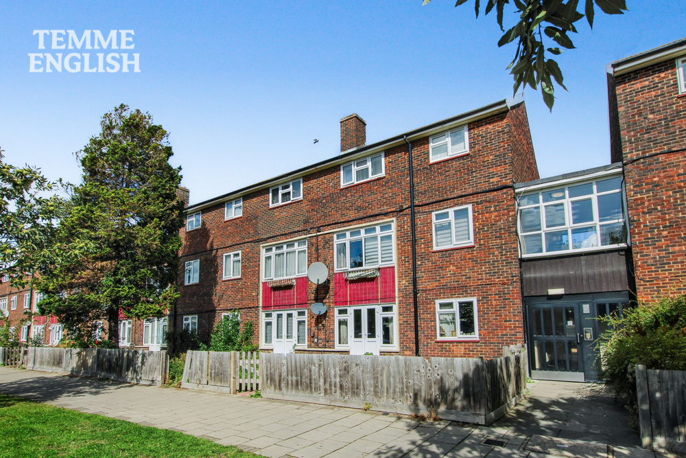 Bastable Avenue, Barking, IG11