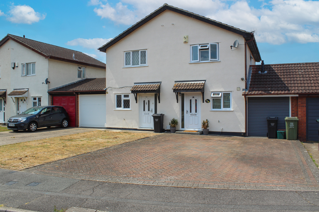 Fambridge Drive, Wickford, SS12