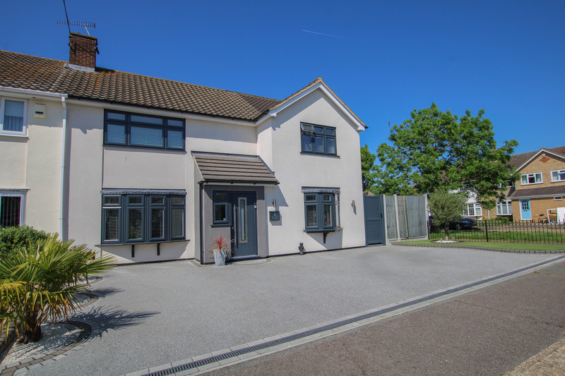 Ravensdale, Basildon, SS16
