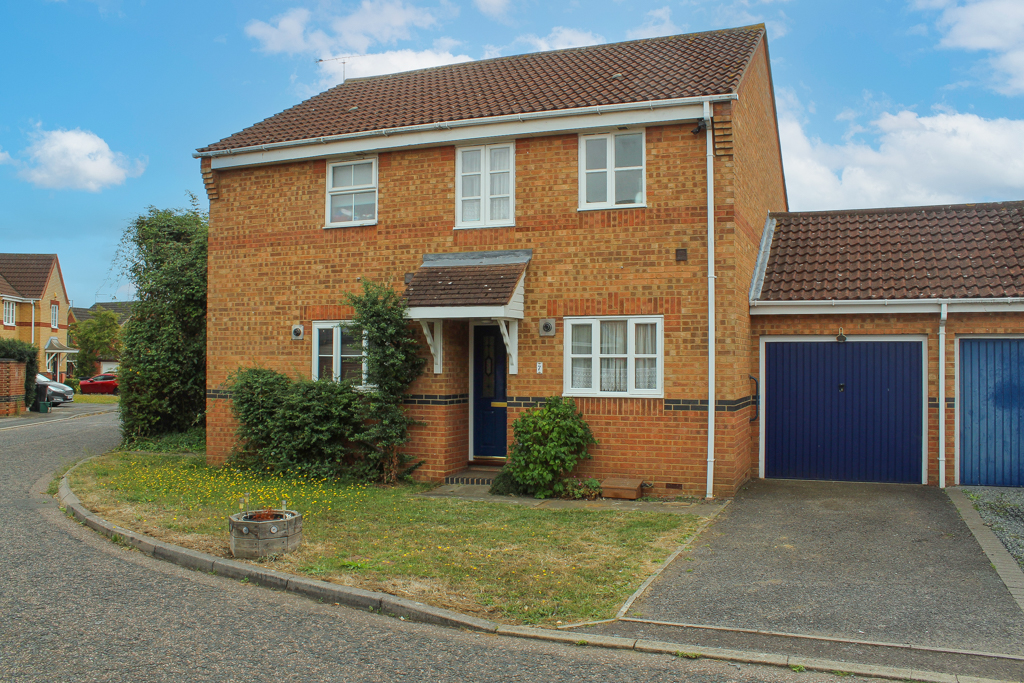 Stewart Place, Wickford, SS12