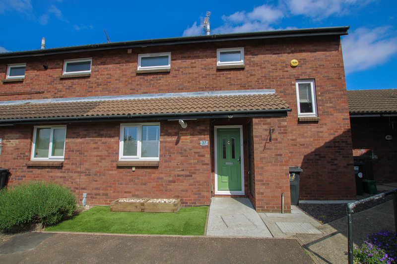 Glebe Field, Basildon, SS14