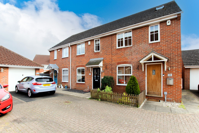 Anglesey Gardens, Wickford, SS12