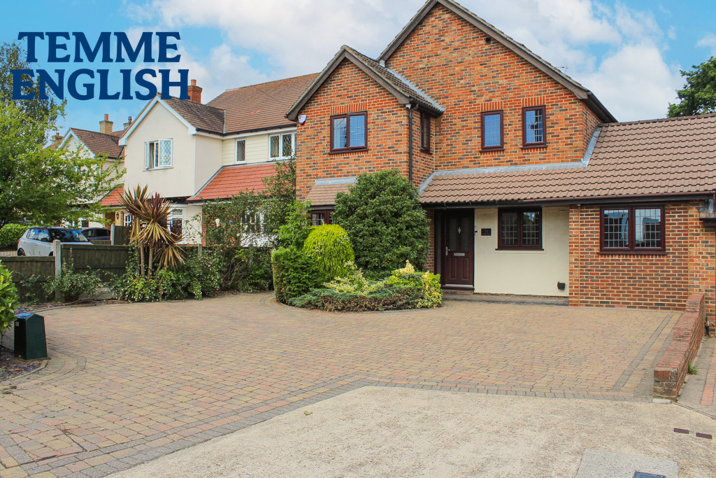Heath Road, Ramsden Heath, CM11