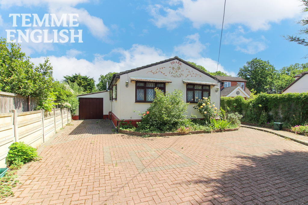 Sugden Avenue, Wickford, SS12