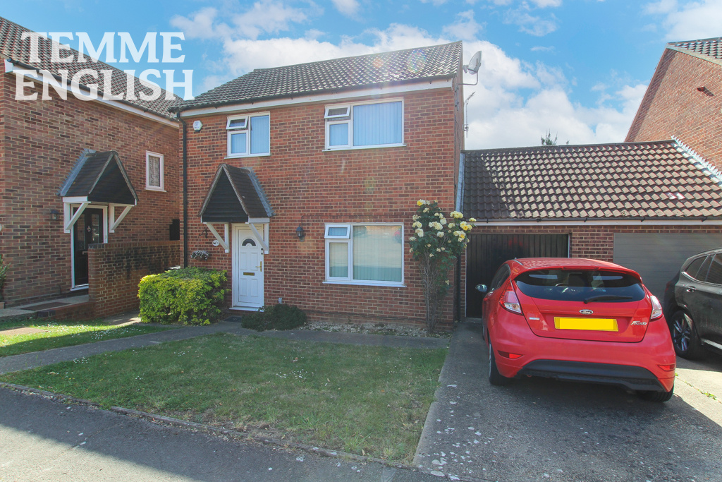 Tiptree Grove, Wickford, SS12
